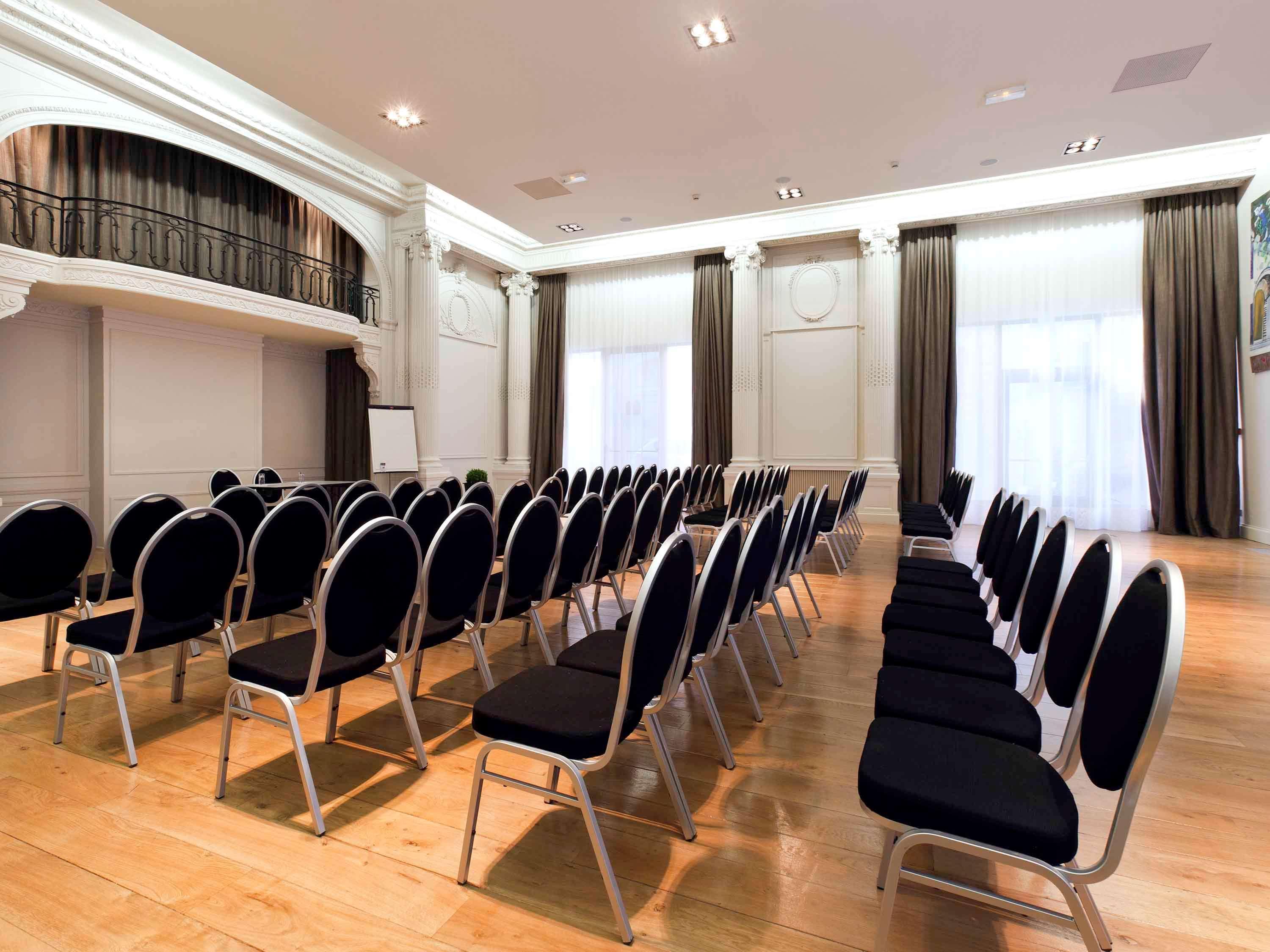 Mercure Lille Roubaix Grand Hotel Екстериор снимка