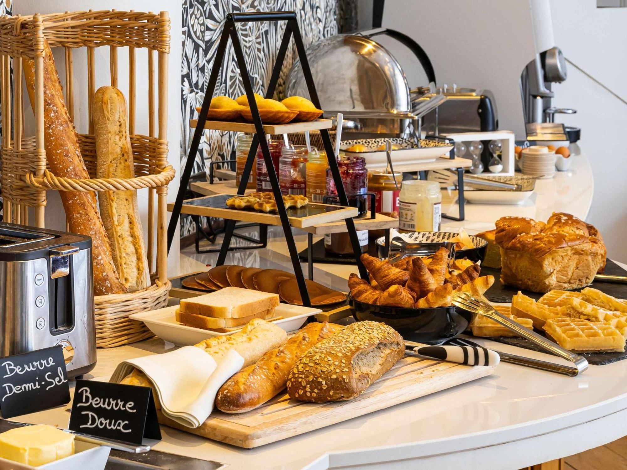Mercure Lille Roubaix Grand Hotel Екстериор снимка